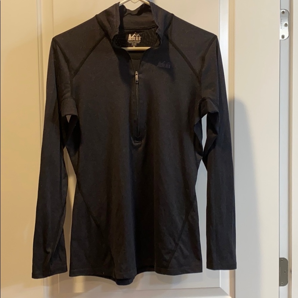 REI partial zip activewear jacket